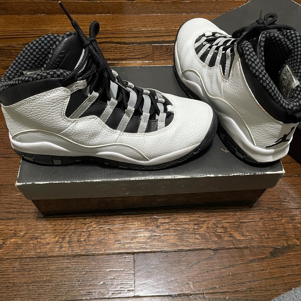 Authentic Jordan 10s